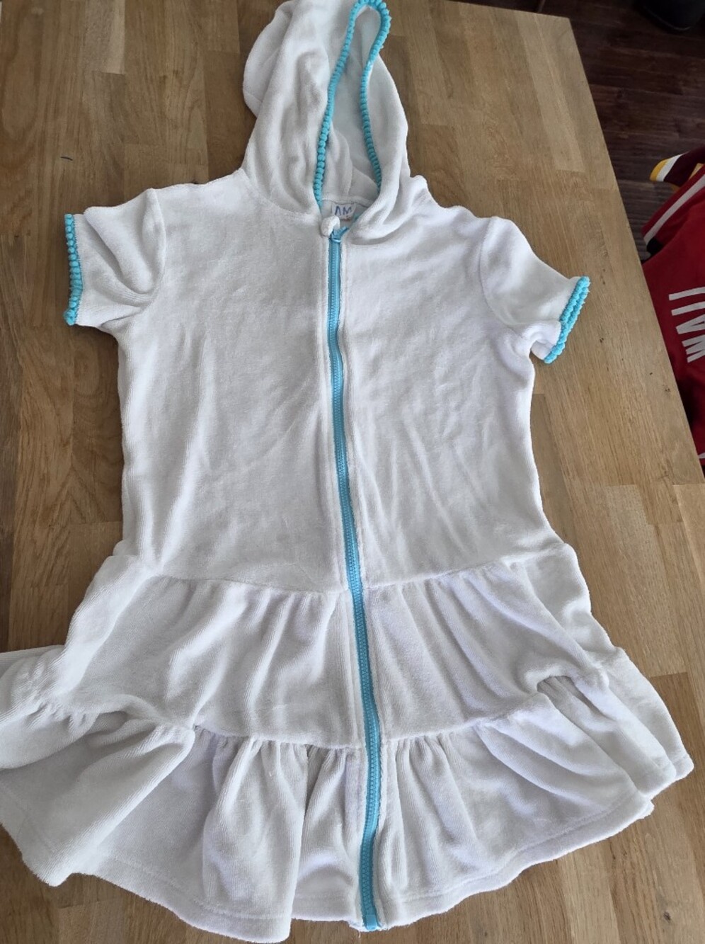 Girls Cat & Jack White Hooded Terrycloth Swim Coverup with Turquoise Trim GUC